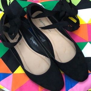 Madden Girl Ballet Tie ankle flats worn once!Size9